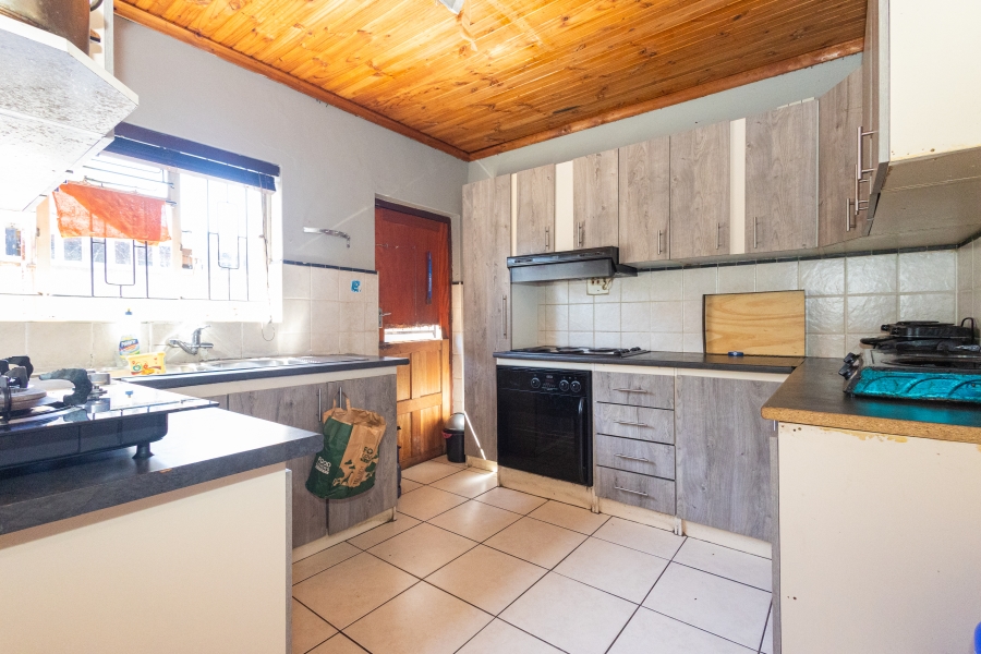 3 Bedroom Property for Sale in Ravensmead Western Cape